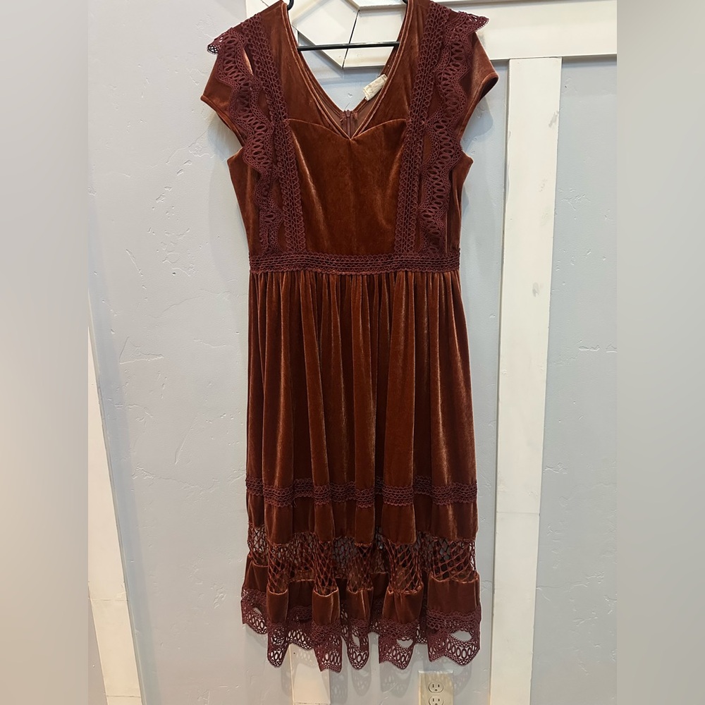 Elegant Rust Velvet Dress